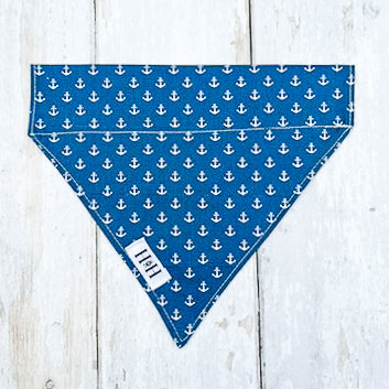 HETTY AND HUXLEY FABRIC BLUE ANCHORS MEDIUM BANDANA