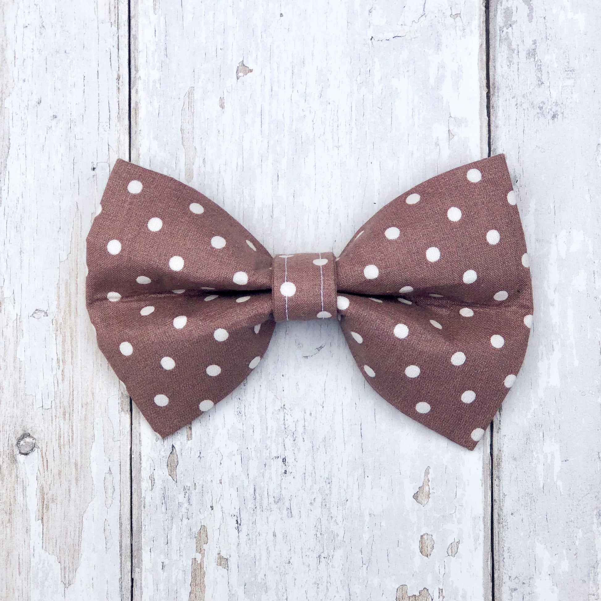 HETTY AND HUXLEY HEATHER SPOT BOW TIE LARGE