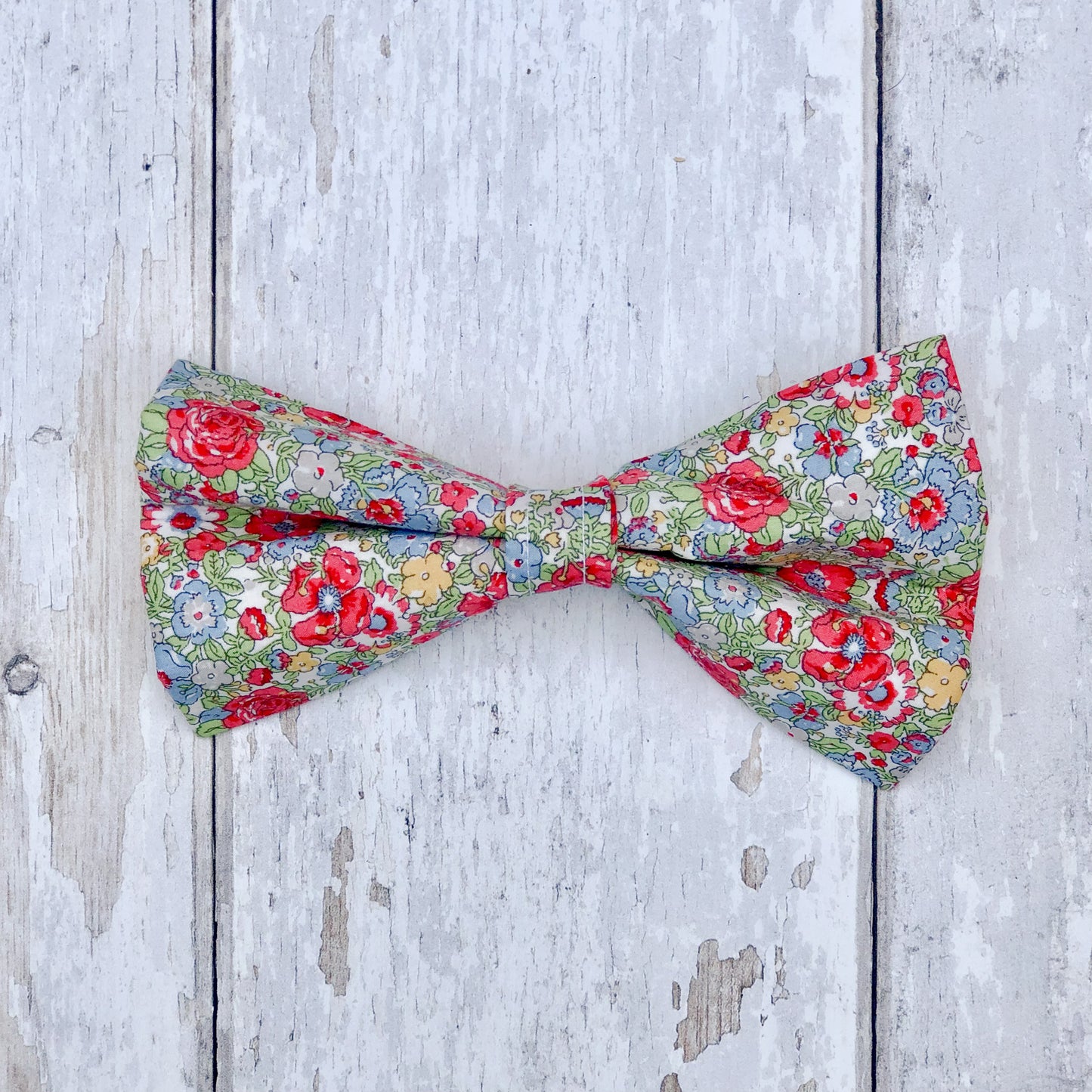 HETTY AND HUXLEY LIBERTY FLORAL LARGE BOW TIE