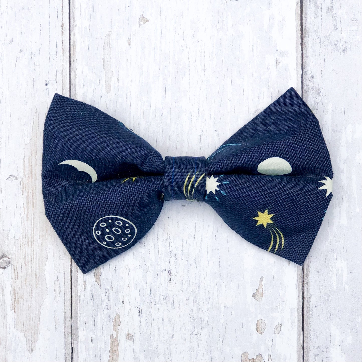 HETTY AND HUXLEY MOONS AND STARS LARGE BOW TIE