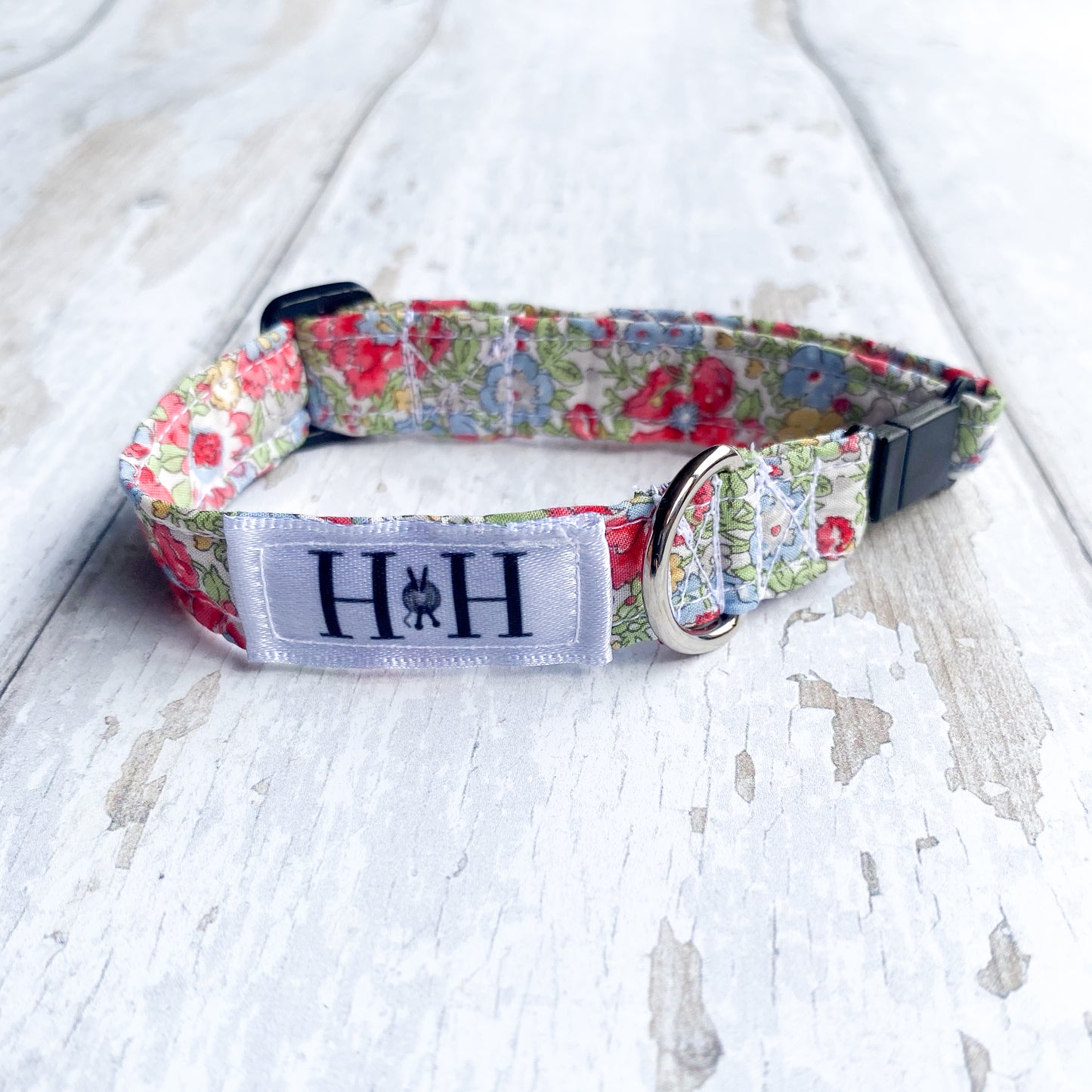 HETTY AND HUXLEY LIBERTY FLORAL CAT COLLAR