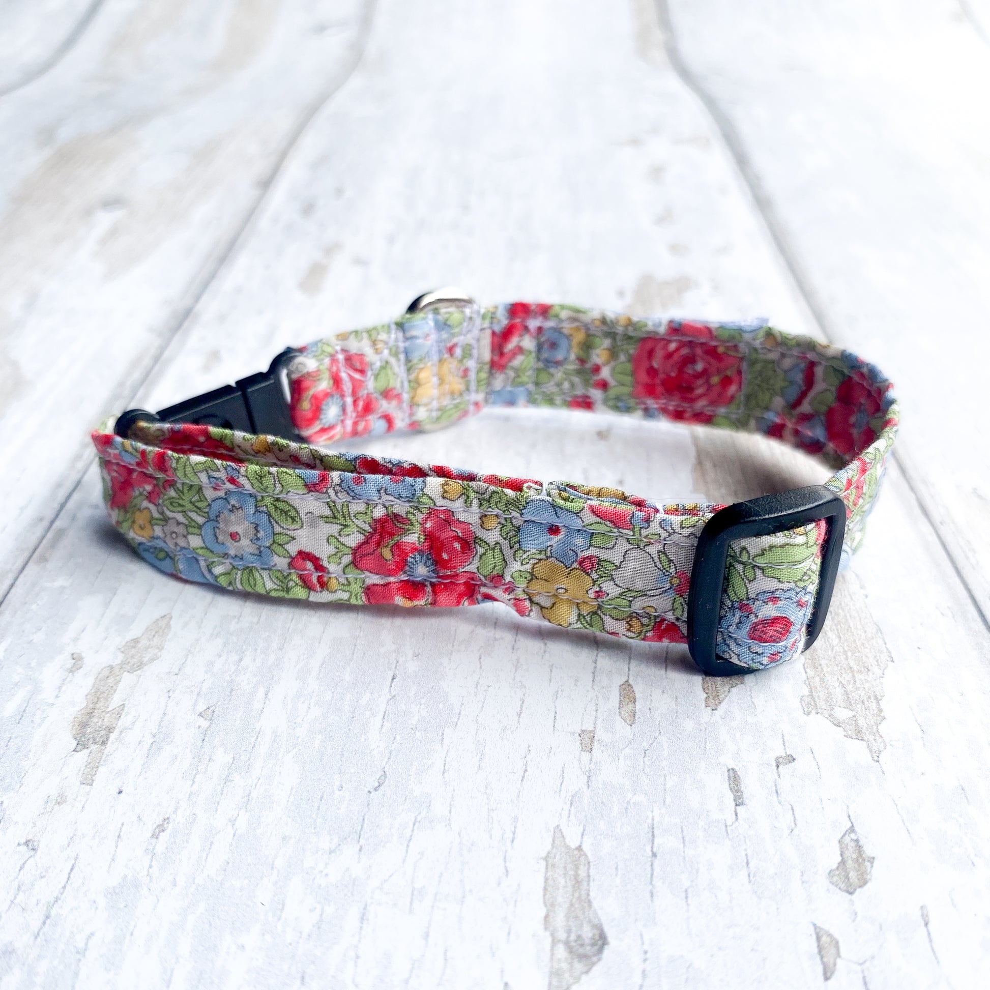 HETTY AND HUXLEY LIBERTY FLORAL CAT COLLAR