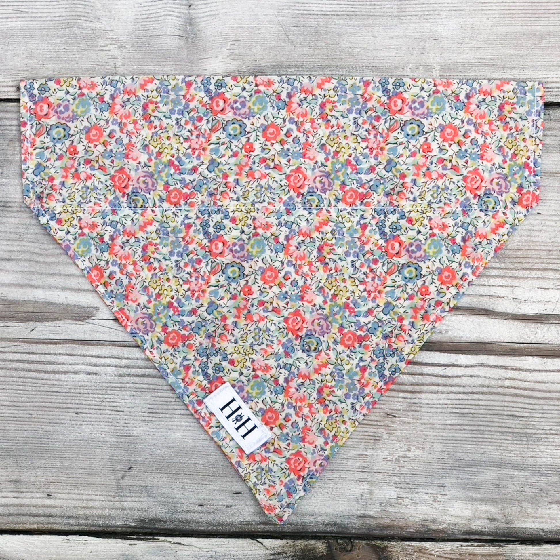 HETTY AND HUXLEY LIBERTY PASTEL FLORAL LARGE BANDANA