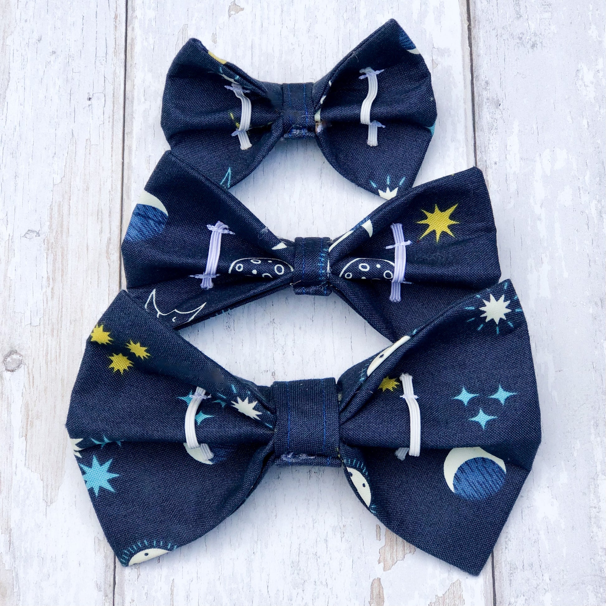 HETTY AND HUXLEY MOONS AND STARS BOW TIES