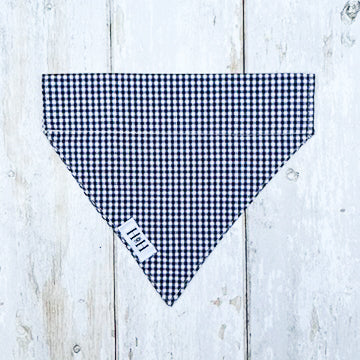 HETTY AND HUXLEY NAVY GINGHAM BANDANA MEDIUM