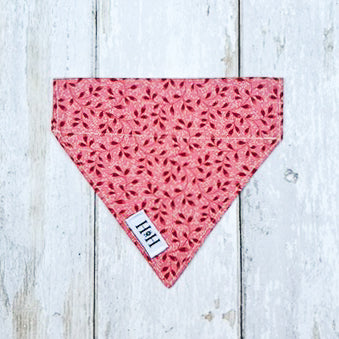 HETTY AND HUXLEY PINK WITH RED LEAVES BANDANA SMALL