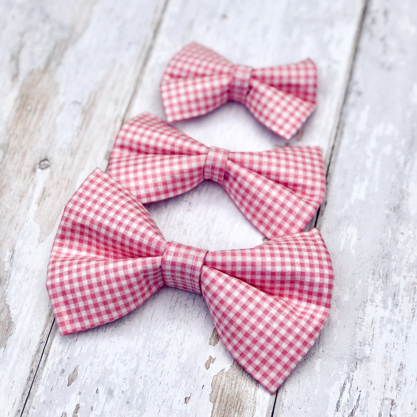 HETTY AND HUXLEY PINK GINGHAM BOW TIES