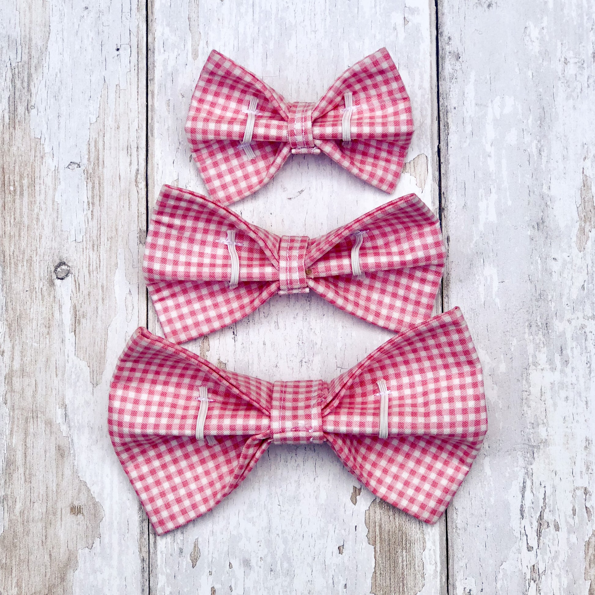 HETTY AND HUXLEY PINK GINGHAM BOW TIES