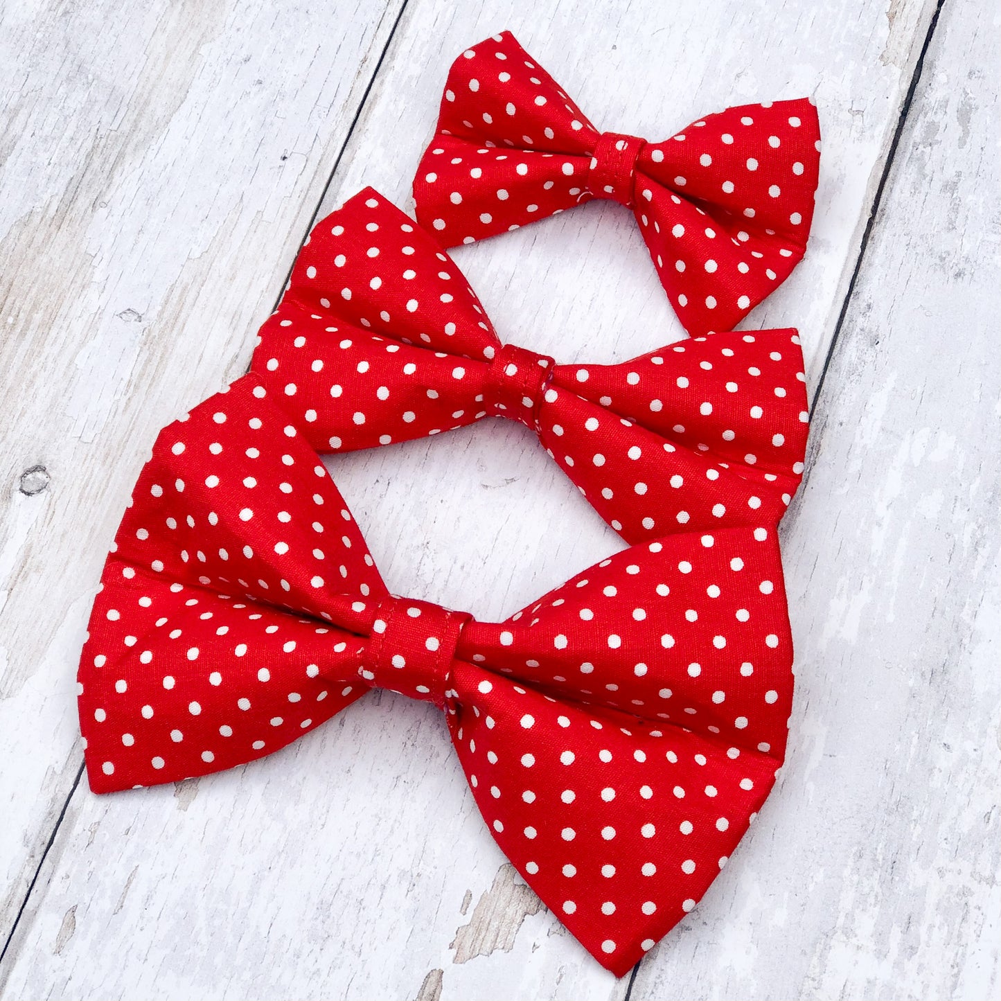 HETTY AND HUXLEY RED POLKA DOT BOW TIES