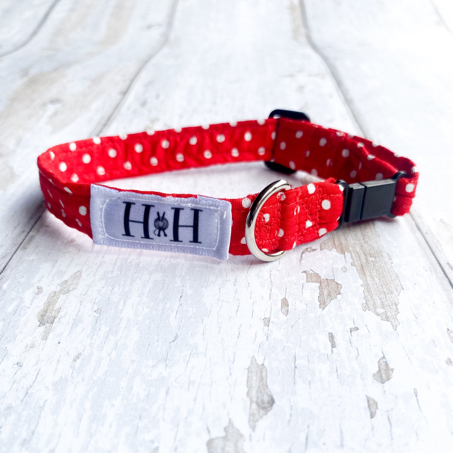 HETTY AND HUXLEY RED POLKA DOT CAT COLLAR