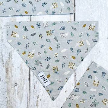 HETTY AND HUXLEY SPRING SPRIGS BANDANA