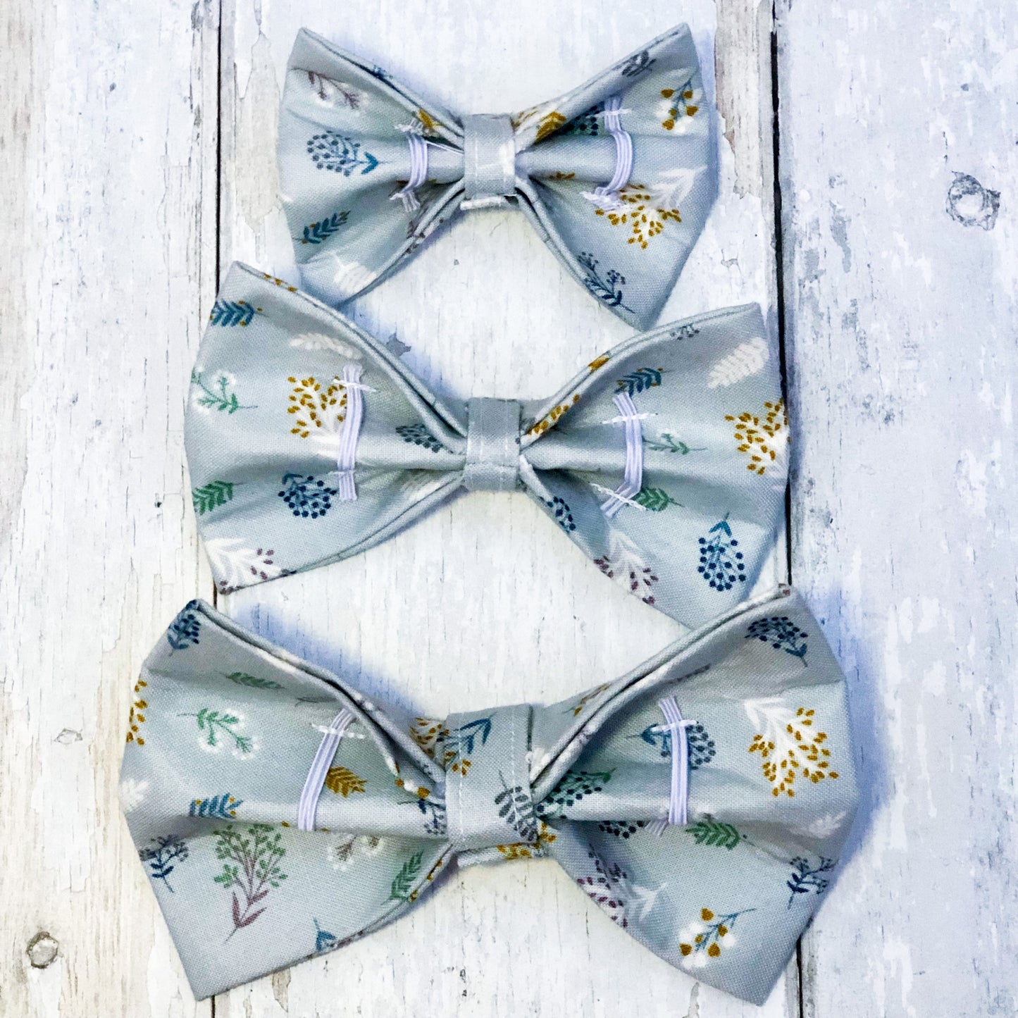 HETTY AND HUXLEY SPRING SPRIG BOW TIES