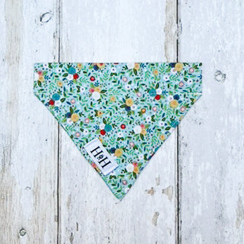 HETTY AND HUXLEY TEAL FLORAL BANDANA XSMALL