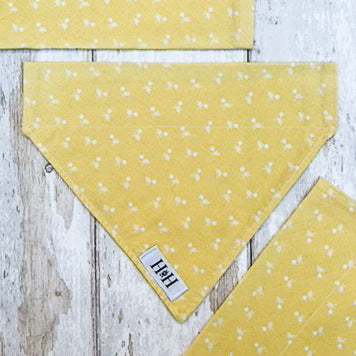 HETTY AND HUXLEY YELLOW DAFFODIL BANDANA