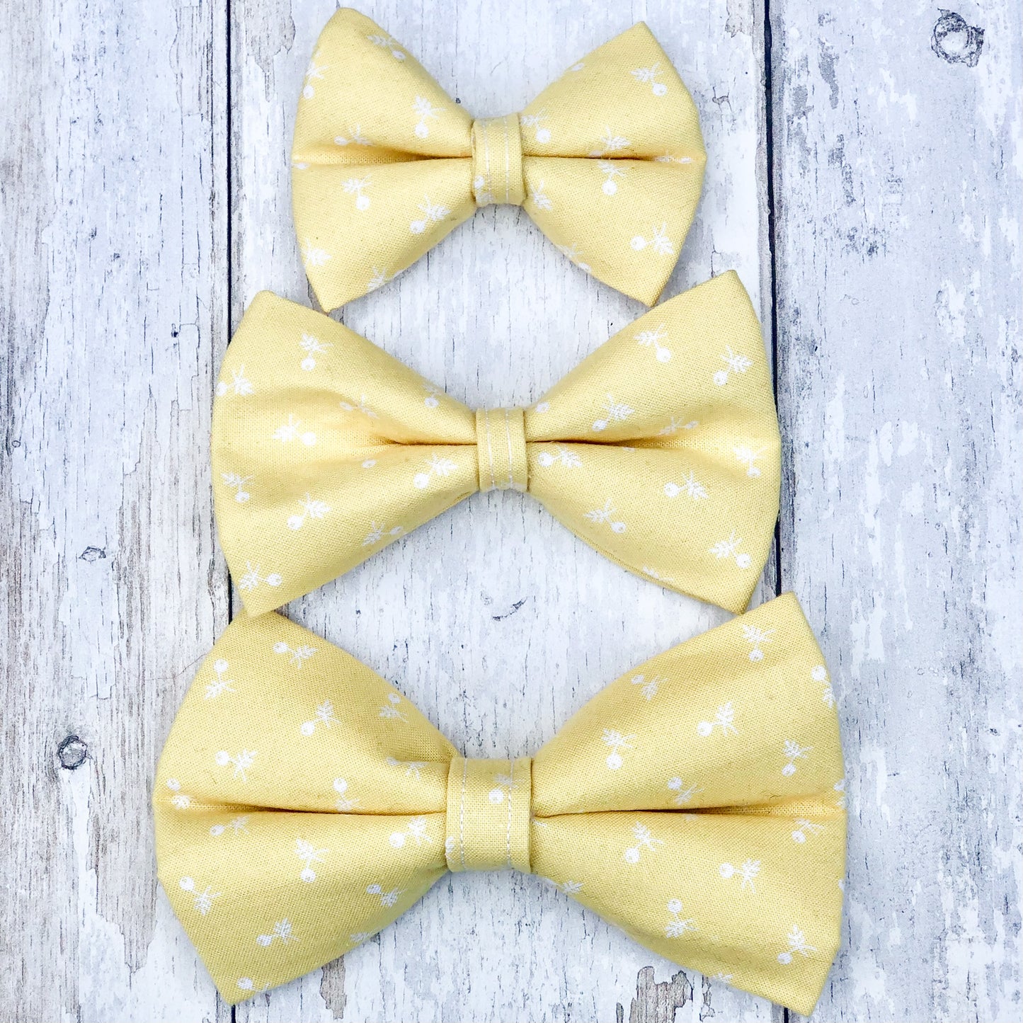 HETTY AND HUXLEY YELLOW DAFFODIL PET BOW TIES